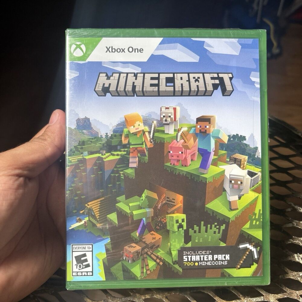 Minecraft Xbox One w/ Starter Pack + 700 Minecoins, Multiplayer Online Co-op